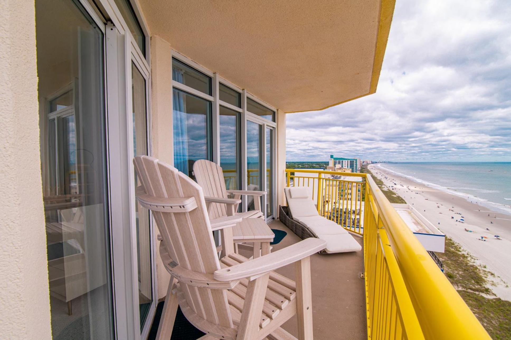 Bay Watch Resort Luxe Oceanfront End Unit Myrtle Beach Exterior photo